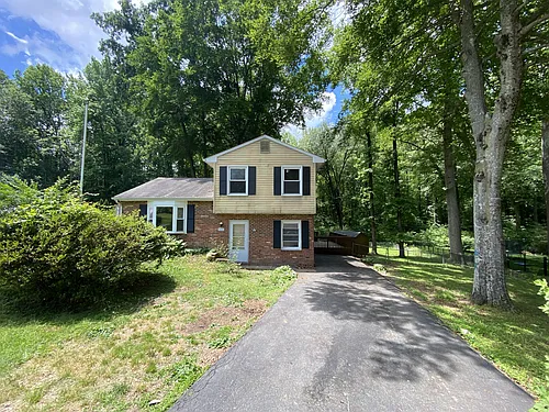 6022 Battlefield Green Dr Photo 1