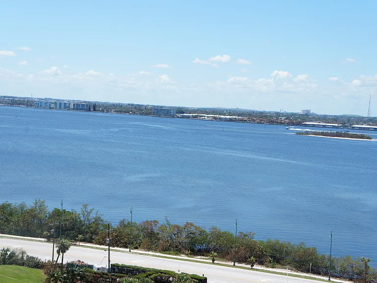 5420 N Ocean Dr #1705 — Photo 10