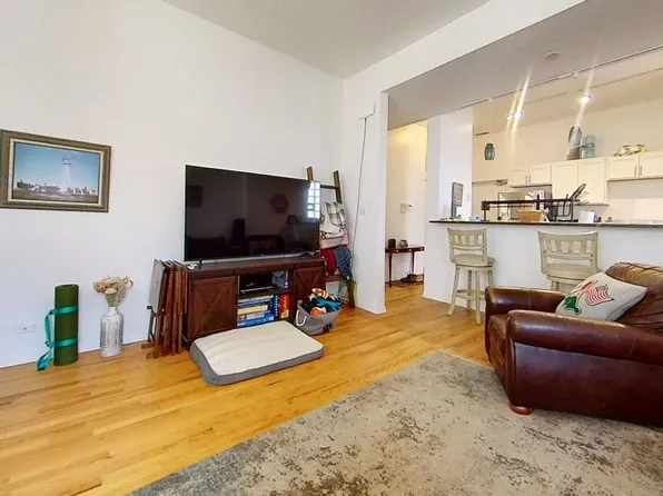 2464 Geneva, 2464 N Geneva Ter APT 4B, Chicago, IL 60614