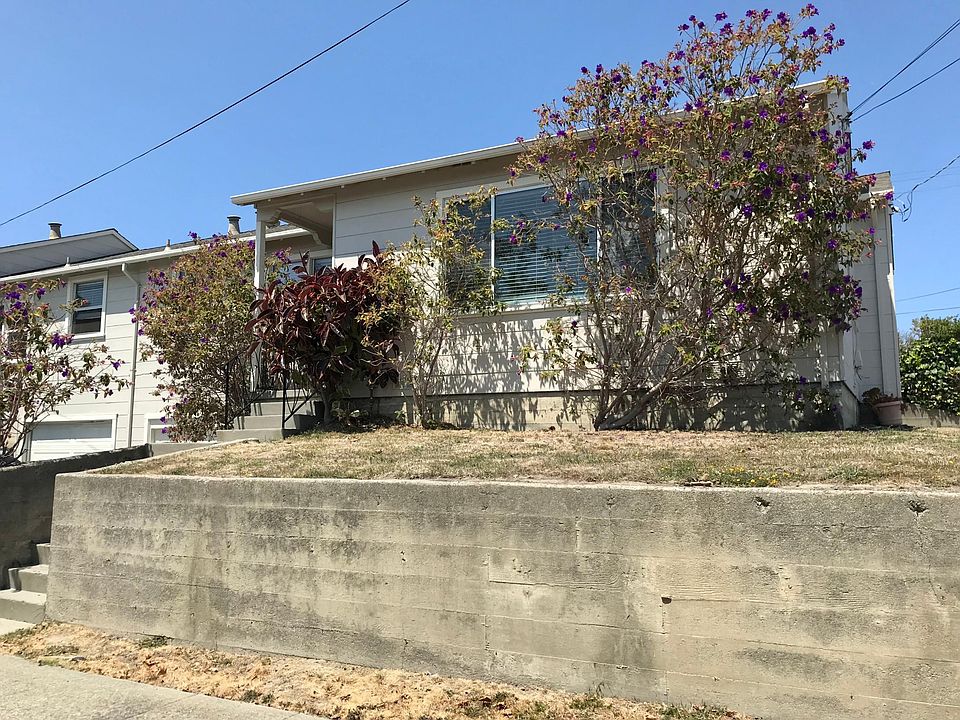1st image of 1004 Clark Ave