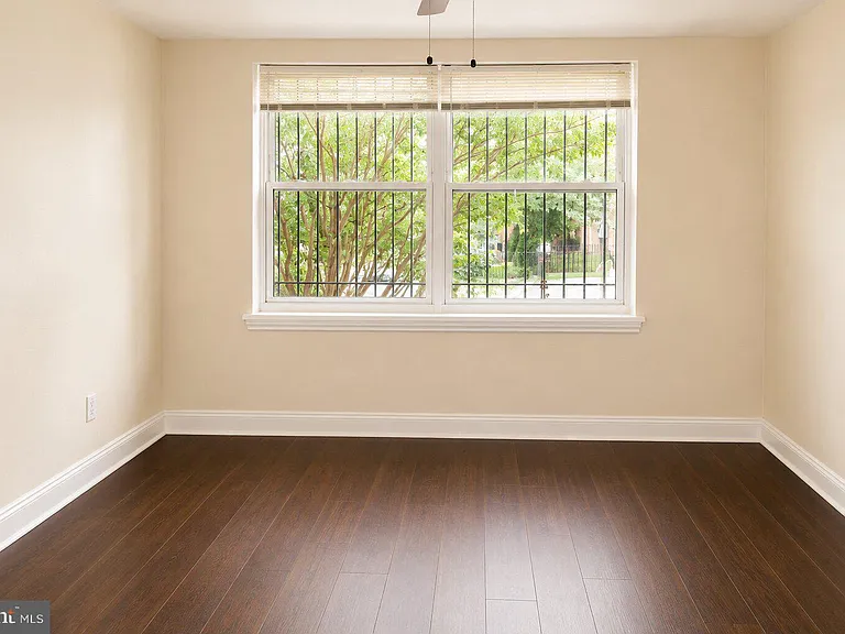 63 Galveston Pl SW #1 — Photo 10