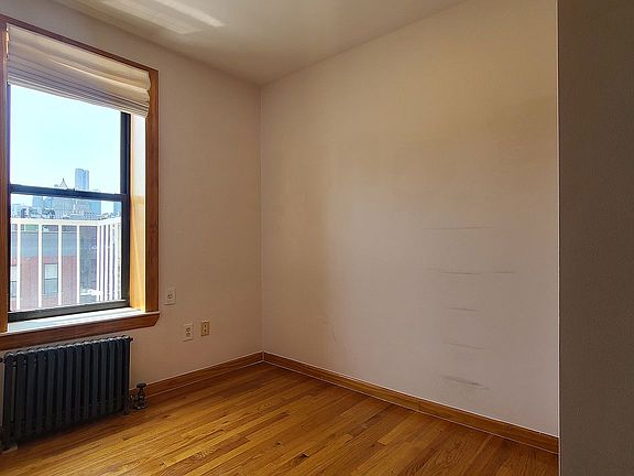 4th image of 57 Kenmare St APT 23