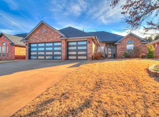 216 Tecumseh Ridge Rd, Norman, OK 73069