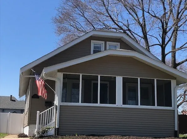 128 Rome Ave, Rockford, IL 61107