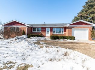 11115 Wilmot Rd, Spring Grove, IL 60081