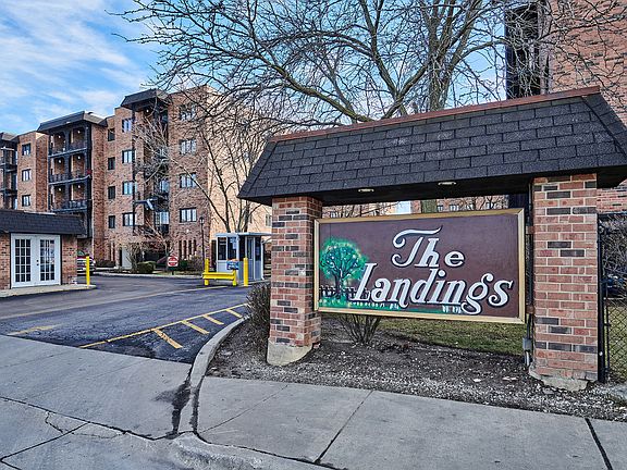 2nd image of 9332 Landings Ln Unit 503