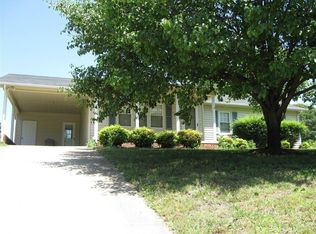 15 Maple Dr, Granite Falls, NC 28630