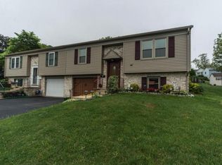 135 Irene Ave, Ephrata, PA 17522