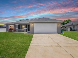 2903 NW 5th Pl, Cape Coral, FL 33993