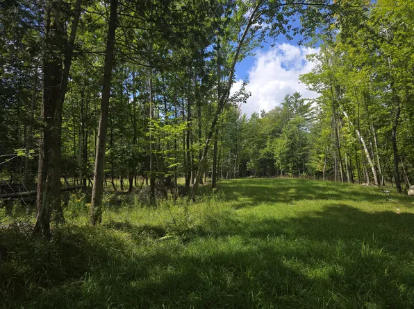 520 Trumbulls Rd, Jay, NY 12941