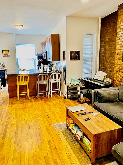 1st image of 231 W 16th St APT 3ER