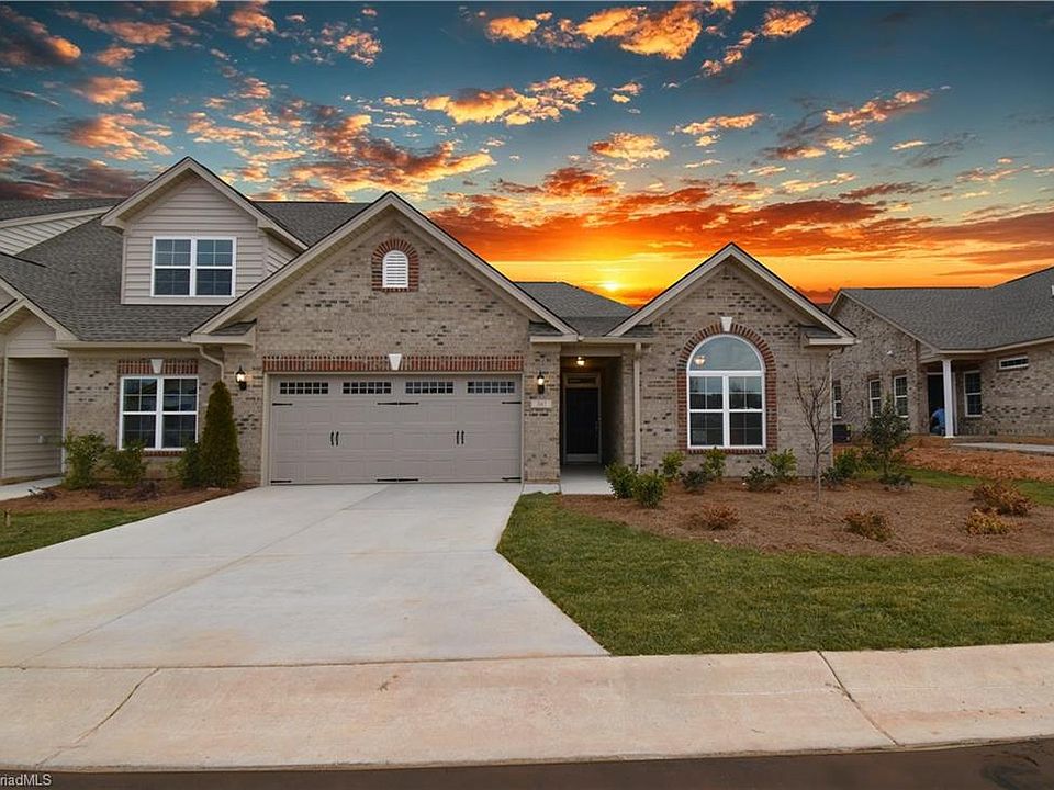 1st image of 321 Saint Elizabeth Dr #129