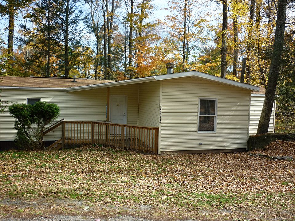 House with front deck
