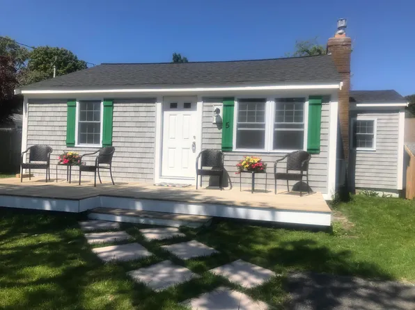 5 Bassett Lane, Dennis Port, MA 02639