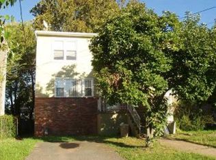 78 Charles St, Carteret, NJ 07008