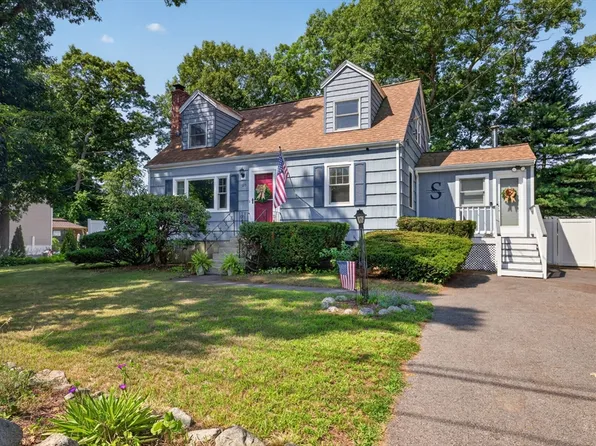 120 Farm St, Bellingham, MA 02019