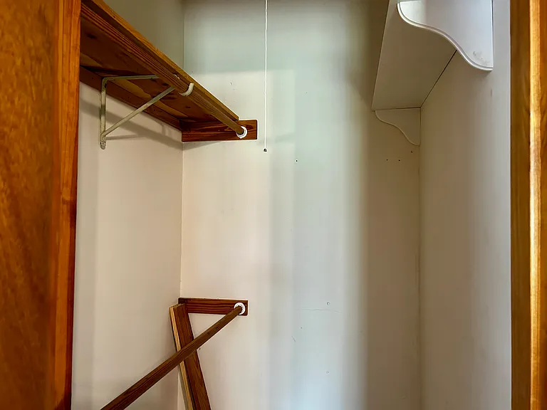 723 Bearling St — Photo 17
