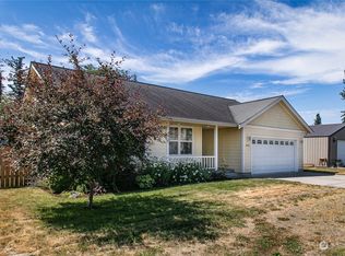 303 W 1st St, Nooksack, WA 98276