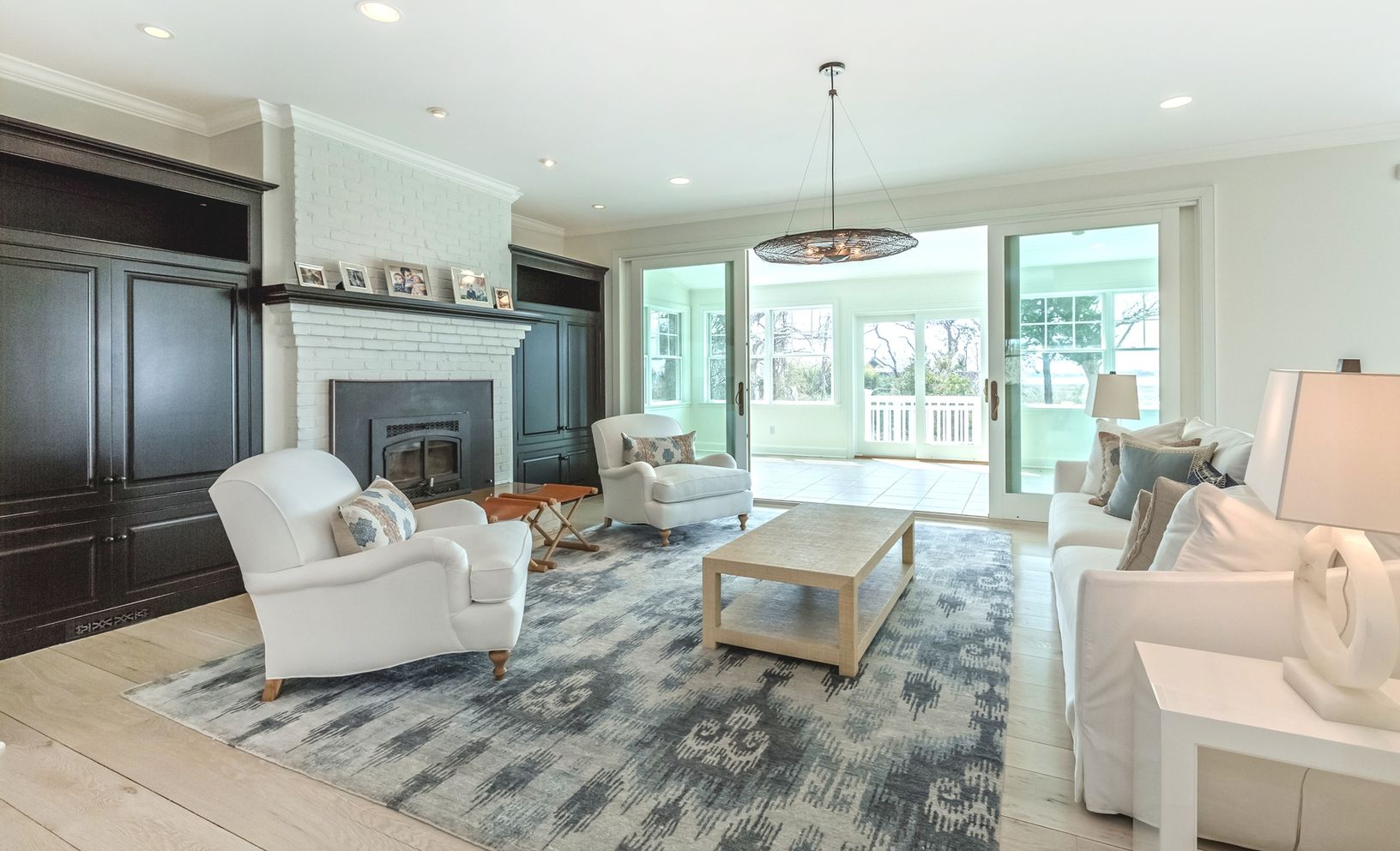  Living room with fireplace