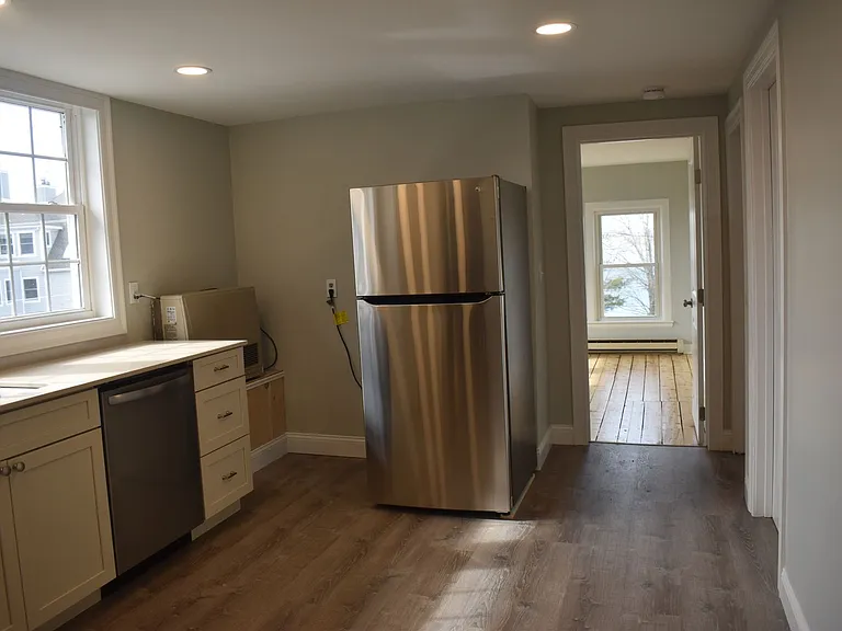 204 High St — Photo 11