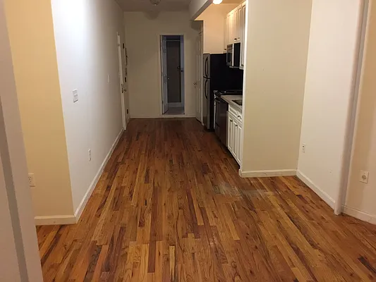 Rented by ARNOLD S GUMOWITZ, LREB | media 22