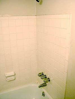 5th image of 50 W Oakland Ave APT 28