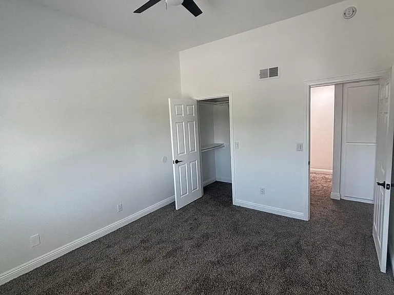 2818 W Avenue K8 — Photo 9