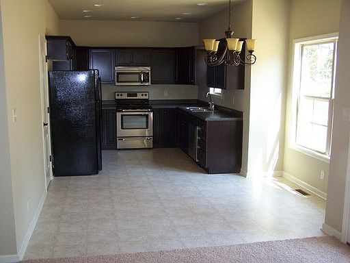 4th image of 3012 Oakleigh Township Dr
