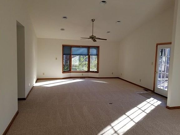 5th image of 4118 Wilderness Trl