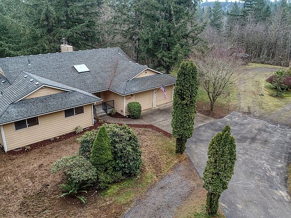 3rd image of 22911 NE Gold Nugget Dr