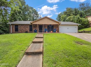 142 Aspen Cv, Jackson, MS 39212