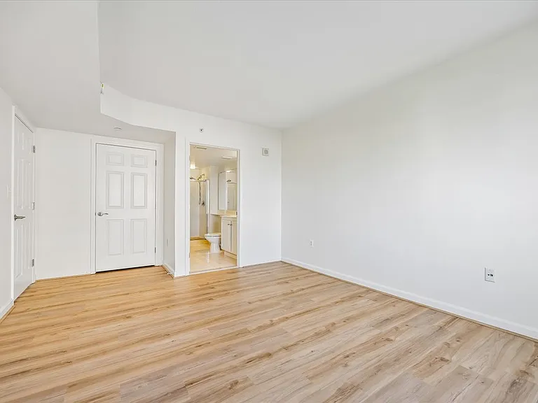 11710 Old Georgetown Rd #1029 — Photo 26