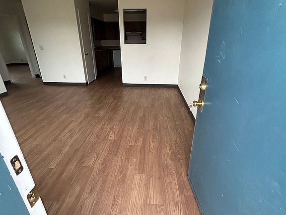 3rd image of 1321 S Central St APT 11