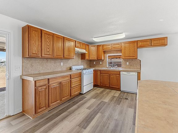 5th image of 3715 E Hearne Avenue