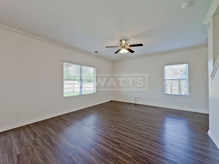 5081 Bella Ct — Photo 7