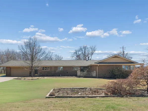 7254 Wilshire Blvd, Windsor Heights, IA 50324