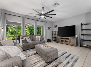 8163 Pacific Beach Dr, Fort Myers, FL 33966