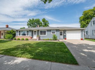 1639 Debra Ln, Green Bay, WI 54302