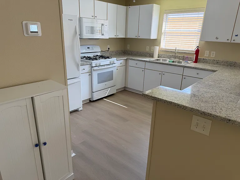 876 Radclife Berea Pl — Photo 9
