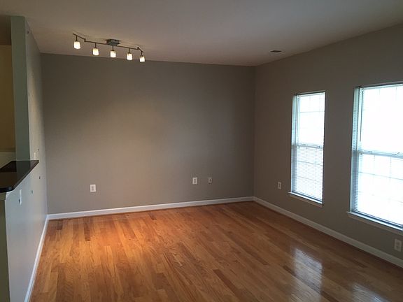 3rd image of 42537 Rockrose Sq