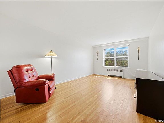 2nd image of 2080 Barne Barnes Ave #3B
