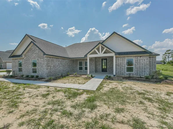 6427 Tomahawk Dr, Baytown, TX 77523