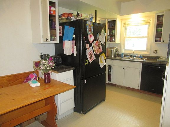 4th image of 1717 Fulton St