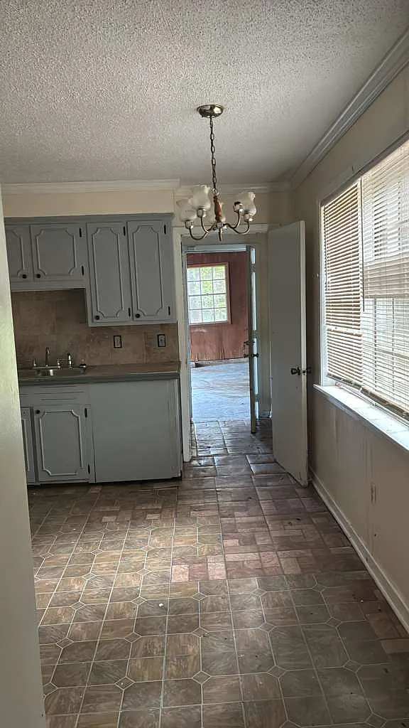 4 bed, 1516 sqft, $1,195 — Photo 4