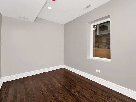 4th image of 2118 59th Ave #3