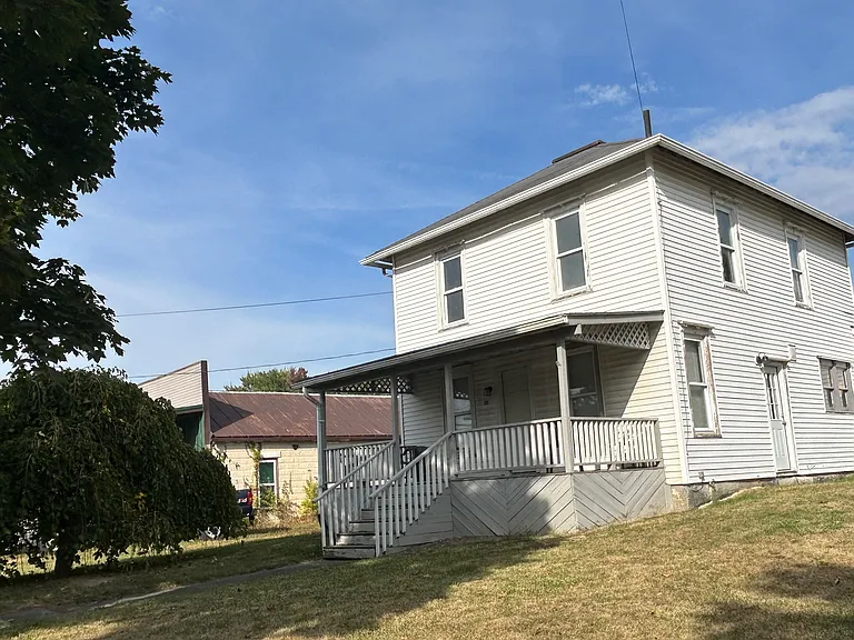 220 N Main St — Photo 1