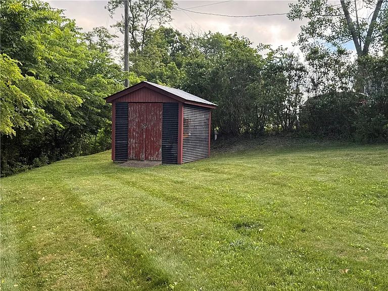 8226 Steubenville Pike — Photo 4