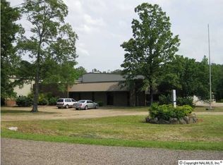 125 Thomas Dr, Gadsden, AL 35904