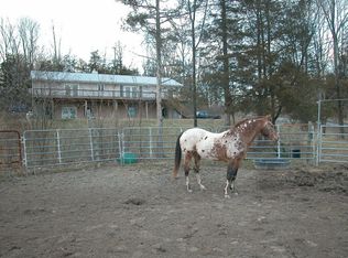 52 John Shults Rd, Saugerties, NY 12477