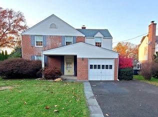 636 Roseland Ave, Jenkintown, PA 19046
